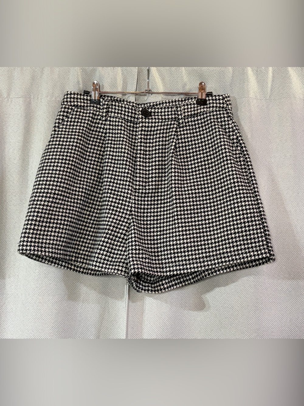 Black and White Houndstooth Men’s Shorts